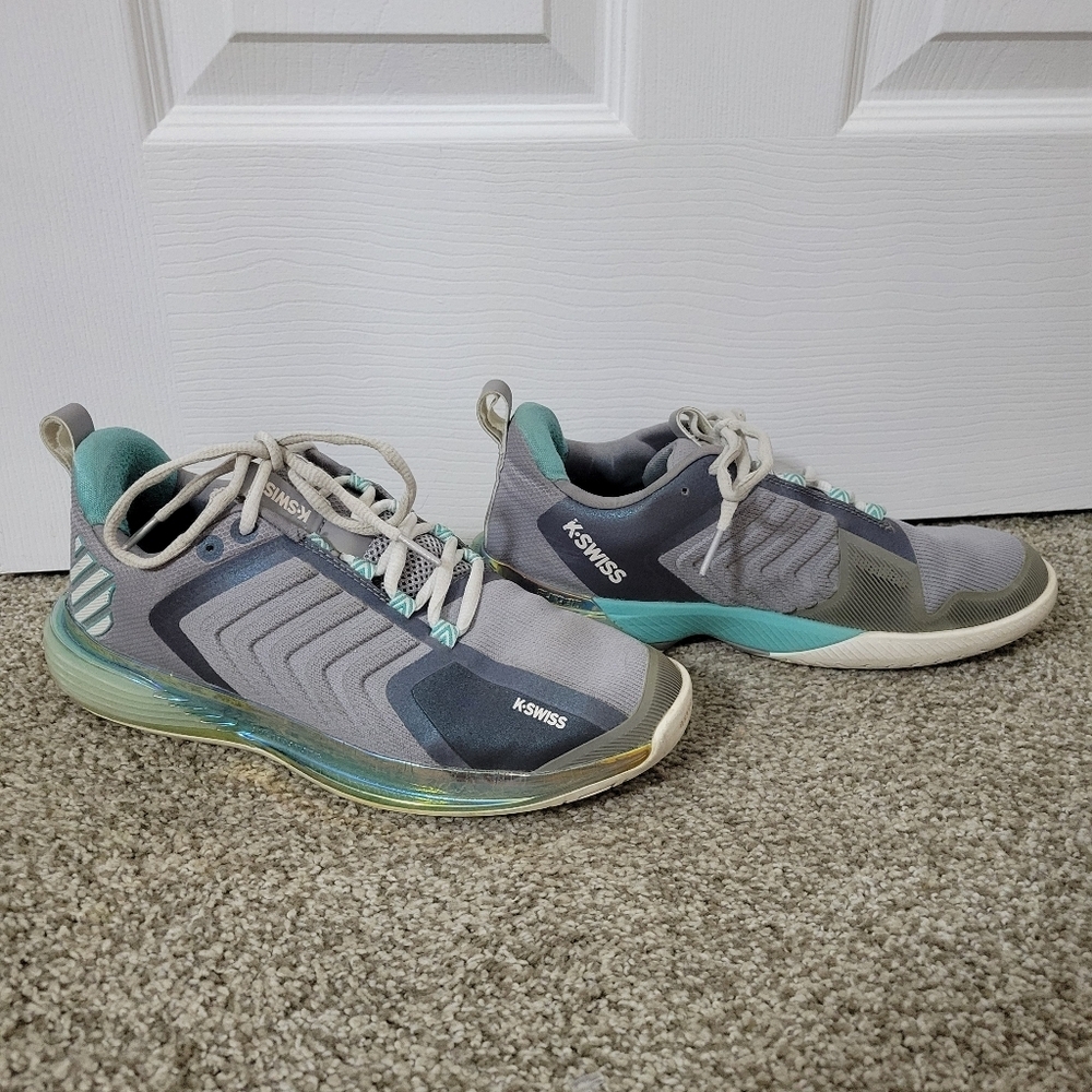 K-Swiss Women's Ultrashot 3 Gray Teal Sneakers with Rainbow Detail, Size 9